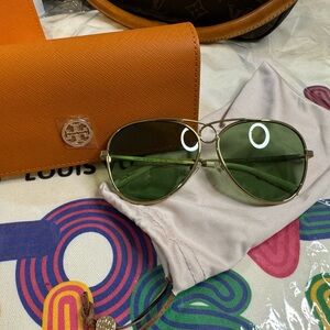 Tory Burch Sun Glasses